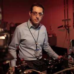 GE Scientist Brian Lawrence