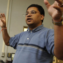 LSU assistant professor Supratik Mukhopadhyay