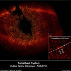 Dusty ring around young star