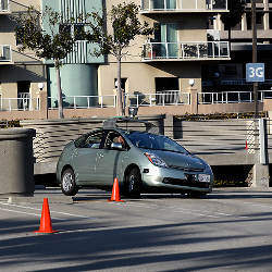 Google robotic Toyota Prius