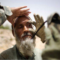 Scanning Afghan eyes