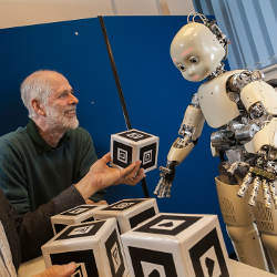 Joe Saunders and the iCub robot