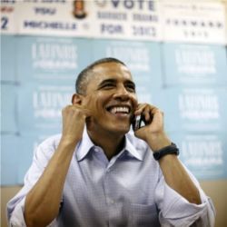 Barack Obama on cell phone