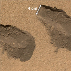 Scoop marks at 'Rocknest'