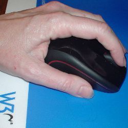 computer mouse with scroll wheel