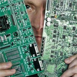 Charlie Miller and automobile circuit boards