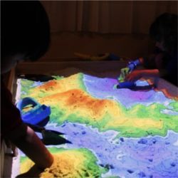 Augmented-reality sandbox