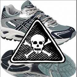 A running shoe under development would warns its wearer of dangerous running habits. 