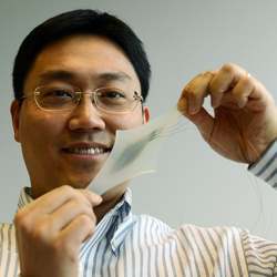 Yong-Lae Park demonstrates a flexible sensor used to provide more movement to those who have drop foot. 