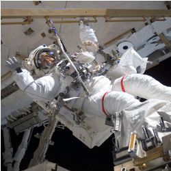 Clayton Anderson during 2007 spacewalk