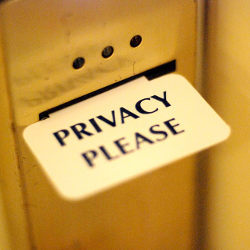 privacy sign