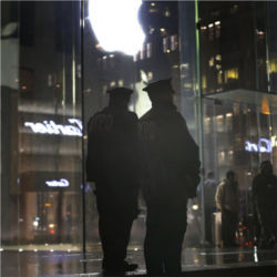 Police officers at Apple store