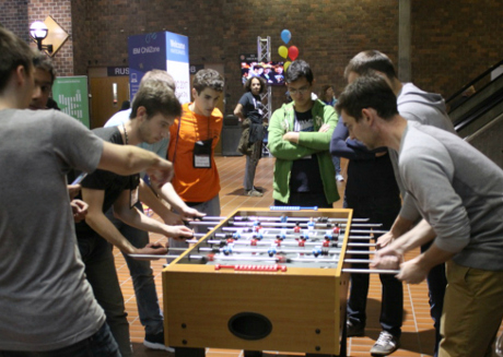 2017 ACM-ICPC competitors before the World Finals