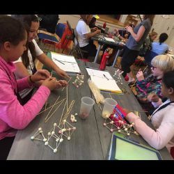 middle schoolers at STEM summer camp