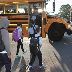 A new algorithm can optimize school bus routes. 