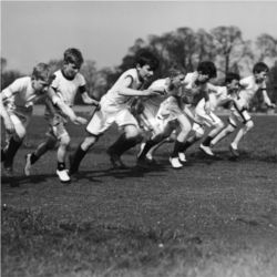 1918 London School U12 footrace
