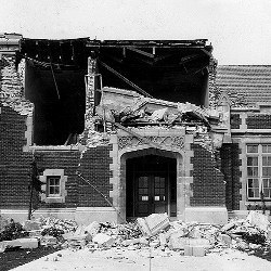 quake damage in Long Beach, California, 1933