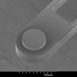 electron microscope image of calorimeter with sensing area