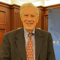 John Hopcroft at the Peking University Emerging Engineering International Forum