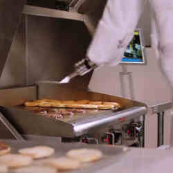 Flippy2 the burger-flipping robot at work. 